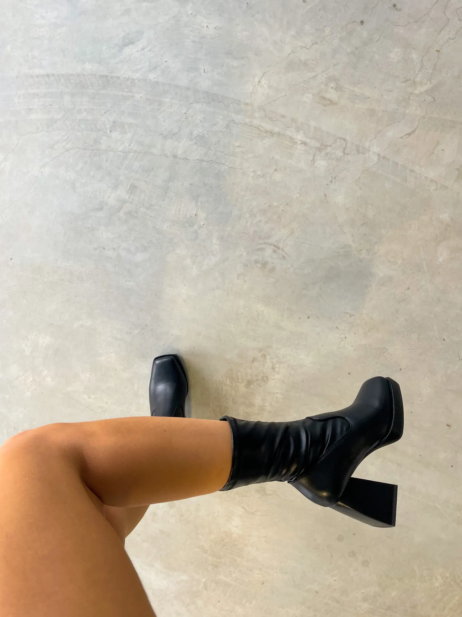 Fashion CASSY Ashley Iii - Bottines Noires A Plateforme Et Talon Carre