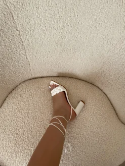 New CASSY Ava - Sandales Blanches A Lacets Et Sangles Tressees