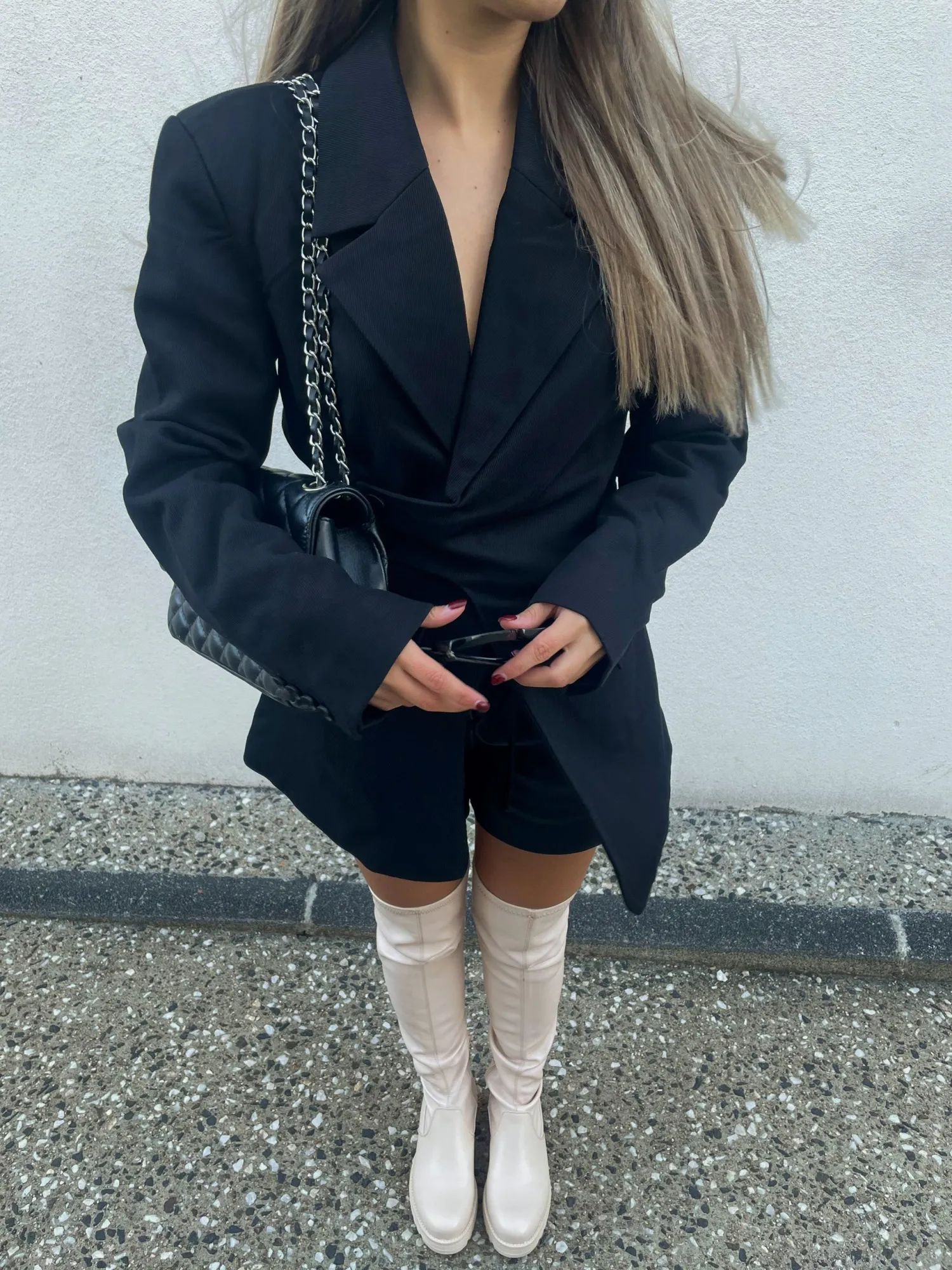 Shop CASSY Lexie - Cuissardes En Similicuir Beiges A Semelle Crantee