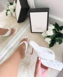 Sale CASSY Sandales Tong Blanches A Petit Talon