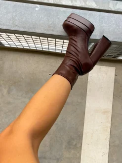 Discount CASSY Stella - Bottines Marrons Montantes A Plateforme En Simili Cuir Souple